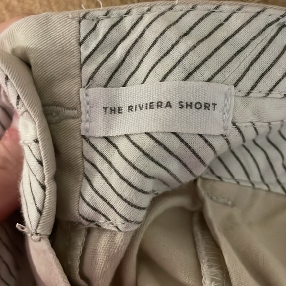 Loft size 6 Cream Colored Mid-rise 6” Inseam The Riviera Shorts with Pockets - Picture 10 of 11